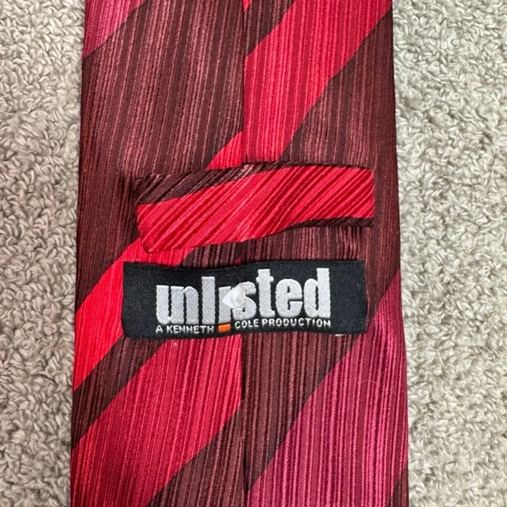 Unlisted Kenneth Cole Mens Red Burgundy Striped 100% Silk Necktie Hand Sewn